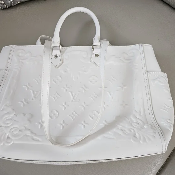 White Designer Embossed Shoulder Bag - Picture 1 of 3
